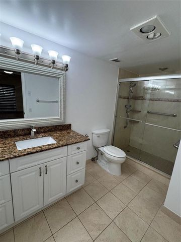 3850 Washington Street 102, Hollywood, FL 33021