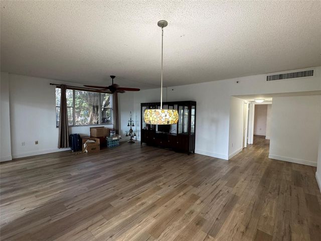 3850 Washington Street 102, Hollywood, FL 33021