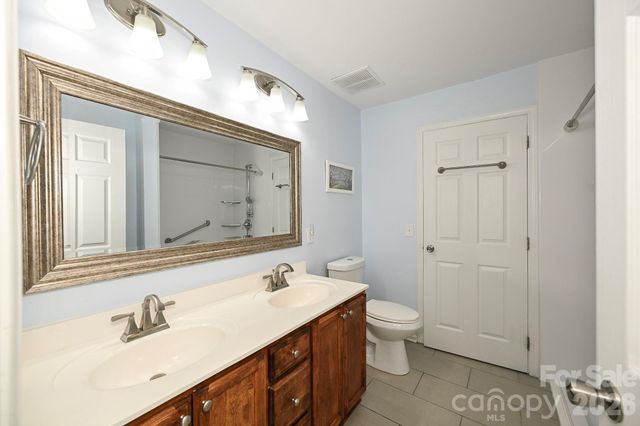 105 Woodland Lane, Monroe, NC 28112