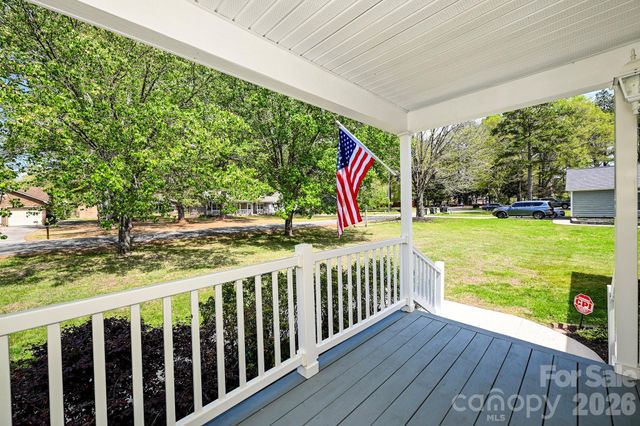 105 Woodland Lane, Monroe, NC 28112