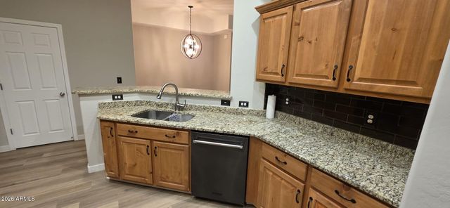 14575 W MOUNTAIN VIEW Boulevard 12106, Surprise, AZ 85374