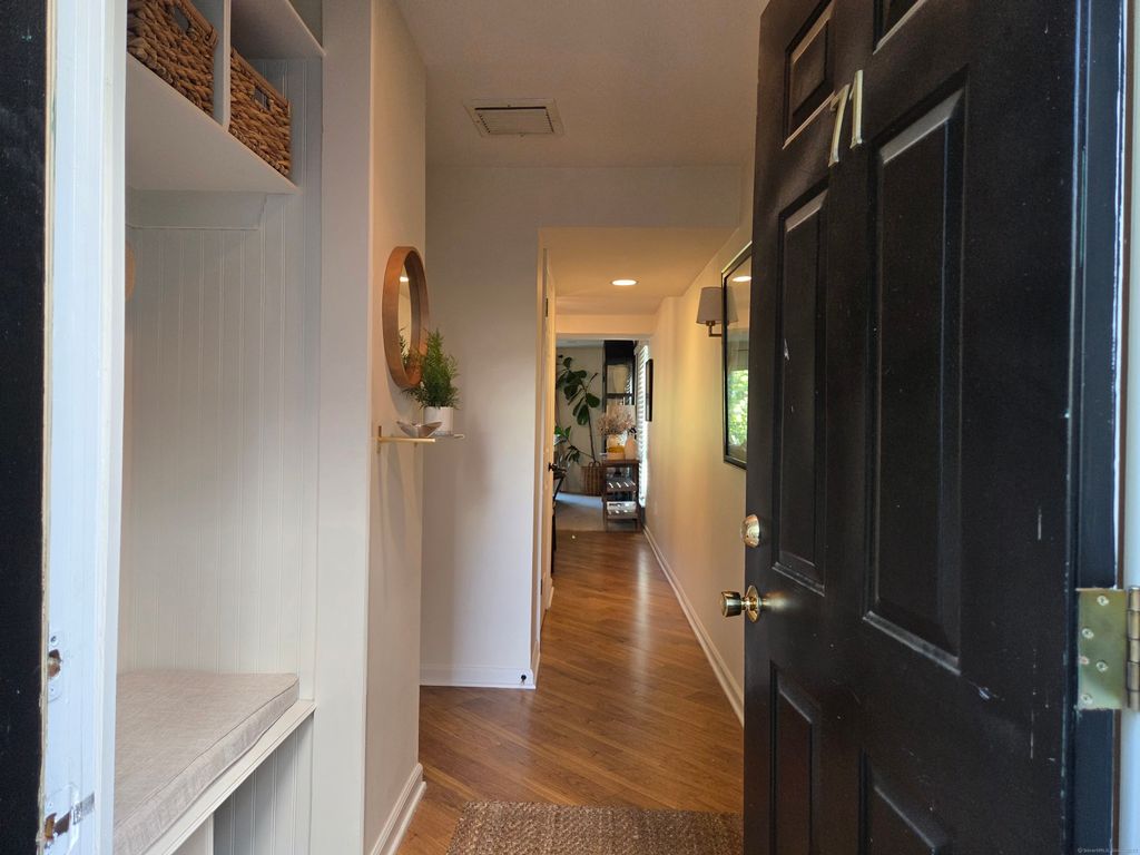 71 Highland Road 71, Stamford, CT 06902