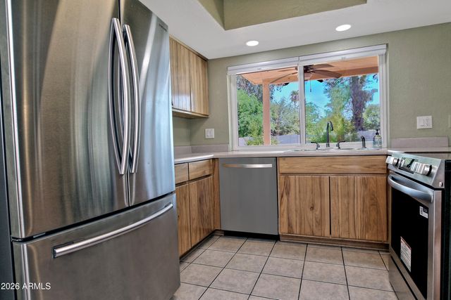 846 E VILLAGE CIRCLE Drive N, Phoenix, AZ 85022