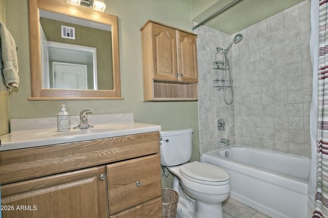 846 E VILLAGE CIRCLE Drive N, Phoenix, AZ 85022