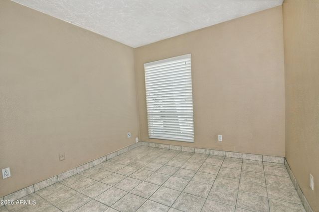 846 E VILLAGE CIRCLE Drive N, Phoenix, AZ 85022