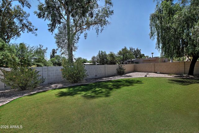 846 E VILLAGE CIRCLE Drive N, Phoenix, AZ 85022
