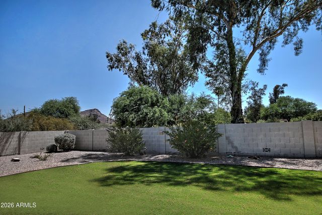 846 E VILLAGE CIRCLE Drive N, Phoenix, AZ 85022