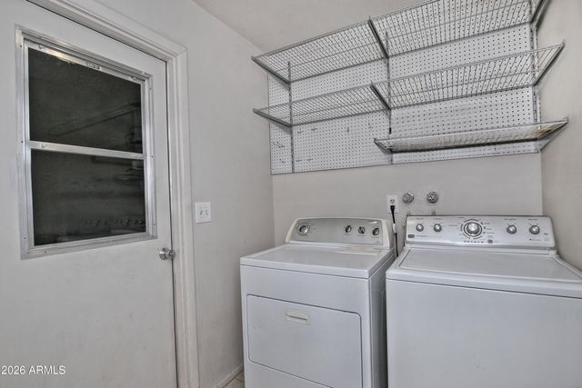 846 E VILLAGE CIRCLE Drive N, Phoenix, AZ 85022