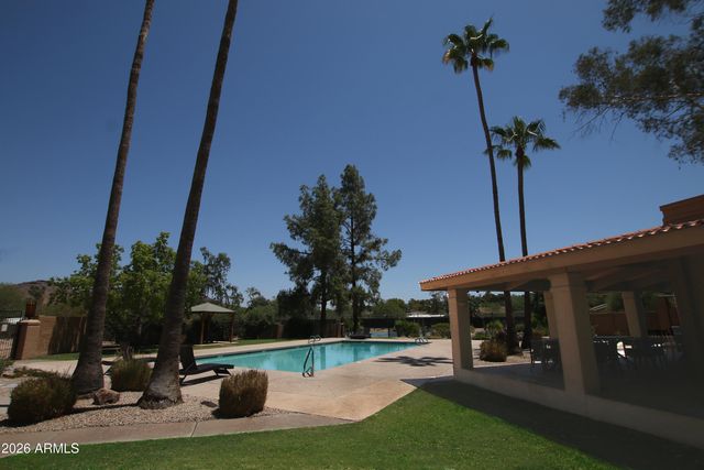 846 E VILLAGE CIRCLE Drive N, Phoenix, AZ 85022