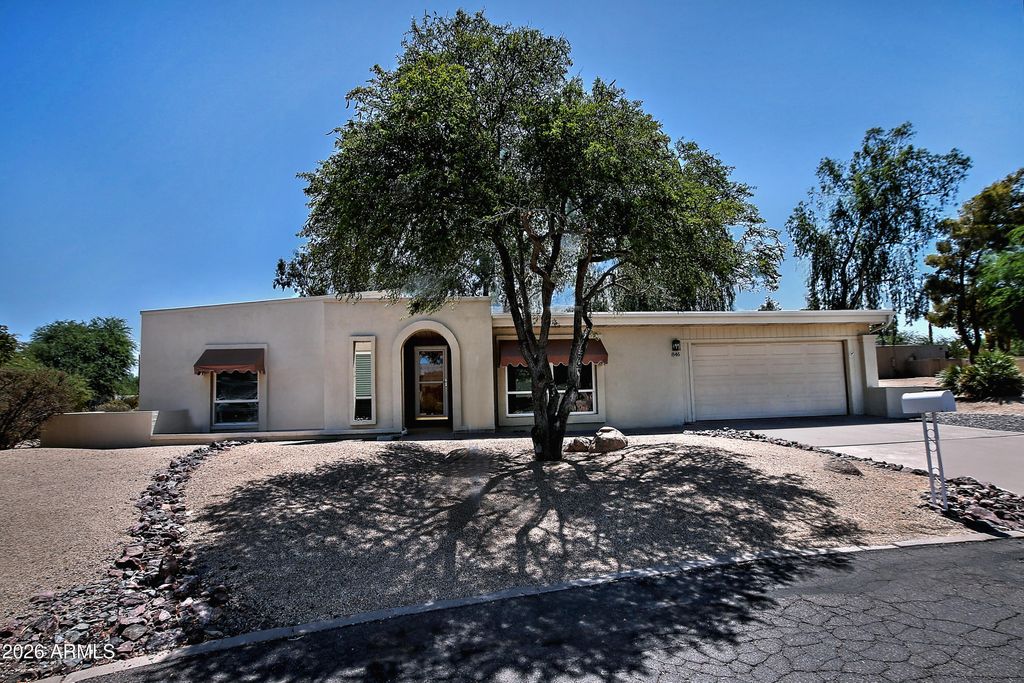 846 E VILLAGE CIRCLE Drive N, Phoenix, AZ 85022 — photo 2