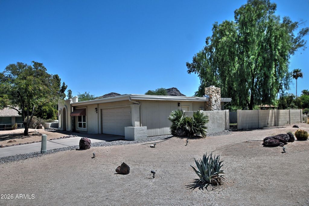 846 E VILLAGE CIRCLE Drive N, Phoenix, AZ 85022 — photo 4