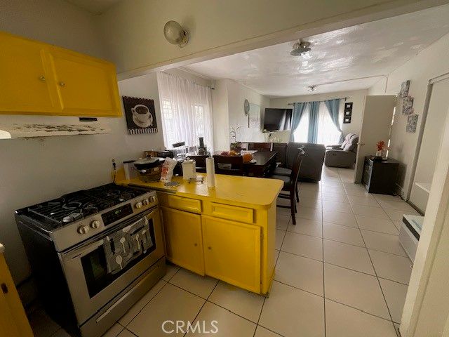 3213 Huron, Los Angeles, CA 90065