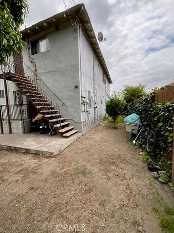 3213 Huron, Los Angeles, CA 90065