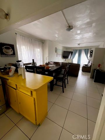 3213 Huron, Los Angeles, CA 90065