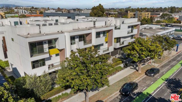 1433 14th Street 3, Santa Monica, CA 90404