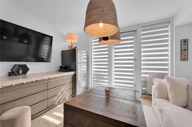 1800 S Ocean Dr 207, Hallandale Beach, FL 33009