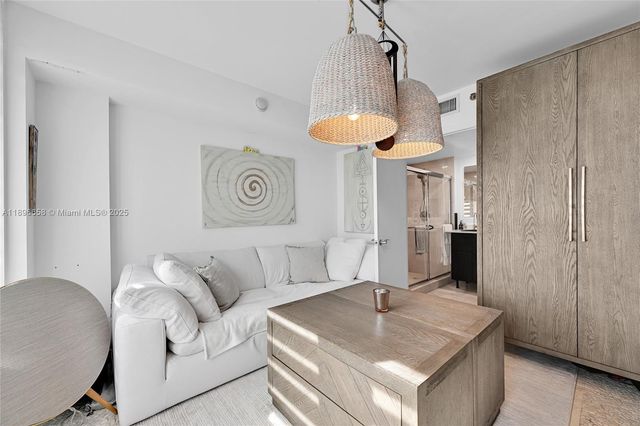 1800 S Ocean Dr 207, Hallandale Beach, FL 33009