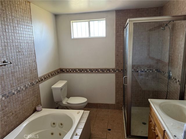 2801 Adriatic Avenue, Long Beach, CA 90810