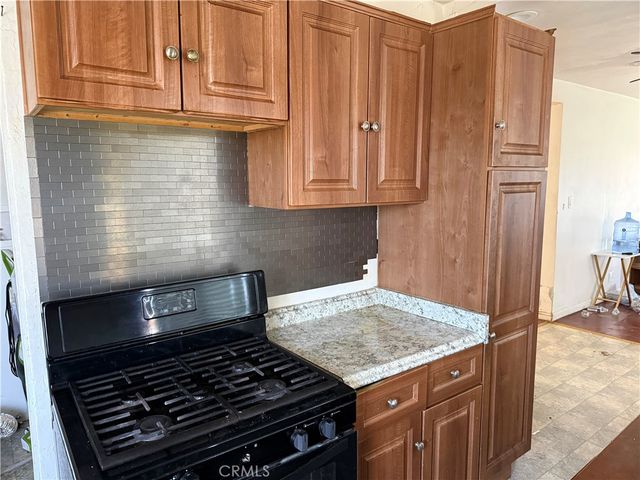 2801 Adriatic Avenue, Long Beach, CA 90810