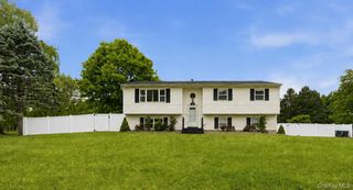 11 Chandler Drive, Chester, NY 10918