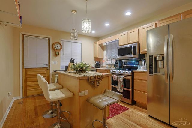 2031 Emerson Avenue, North College Hill, OH 45239