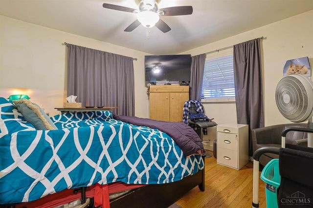 2031 Emerson Avenue, North College Hill, OH 45239