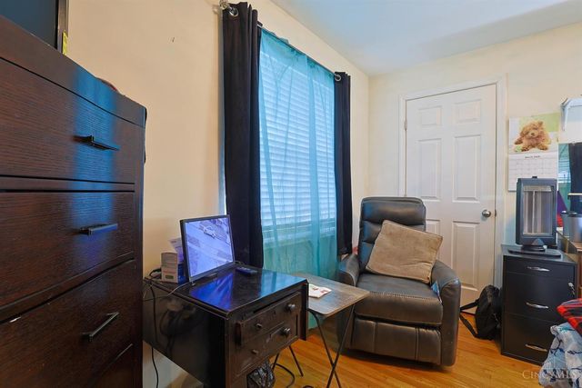 2031 Emerson Avenue, North College Hill, OH 45239