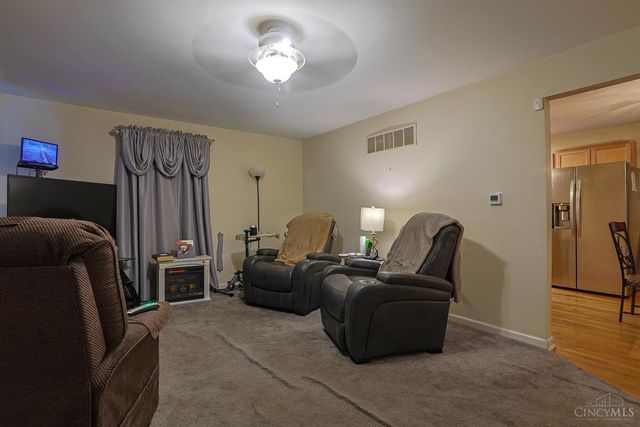 2031 Emerson Avenue, North College Hill, OH 45239