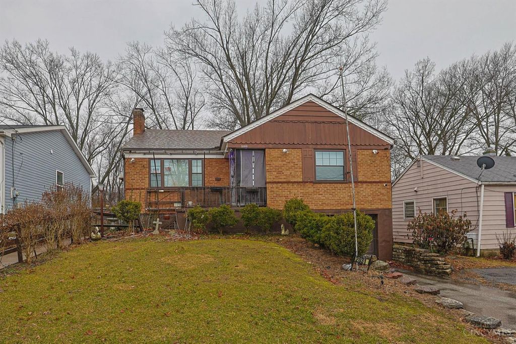 2031 Emerson Avenue, North College Hill, OH 45239