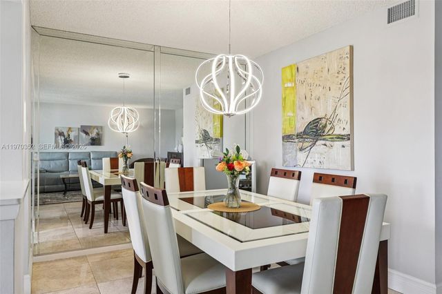 804 SE 7th Street 402, Deerfield Beach, FL 33441