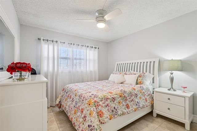 804 SE 7th Street 402, Deerfield Beach, FL 33441