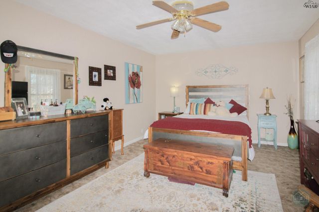 2201 12TH STREET, Vernon, TX 76384