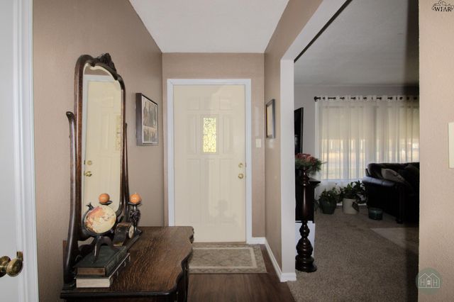 2201 12TH STREET, Vernon, TX 76384