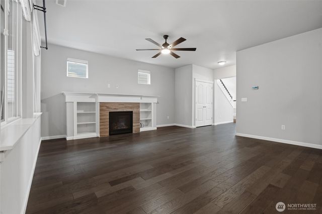 3890 Portside Drive, Bremerton, WA 98312
