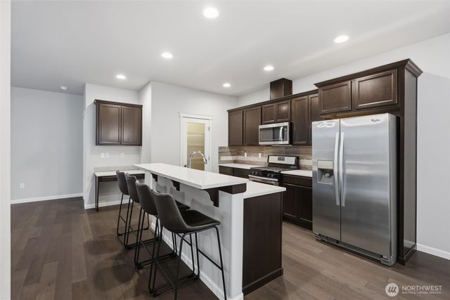 3890 Portside Drive, Bremerton, WA 98312