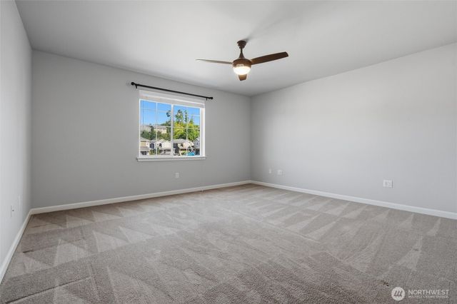 3890 Portside Drive, Bremerton, WA 98312