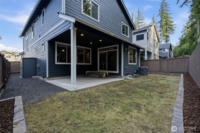 3890 Portside Drive, Bremerton, WA 98312