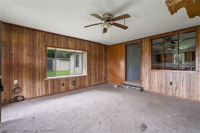 329 Catcher Road, Van Buren, AR 72956