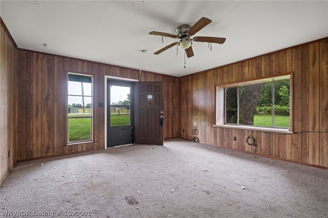 329 Catcher Road, Van Buren, AR 72956