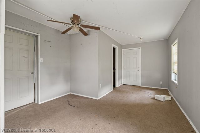329 Catcher Road, Van Buren, AR 72956