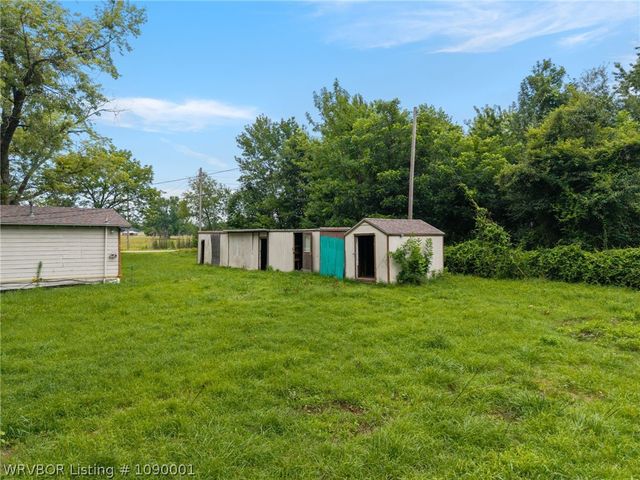 329 Catcher Road, Van Buren, AR 72956