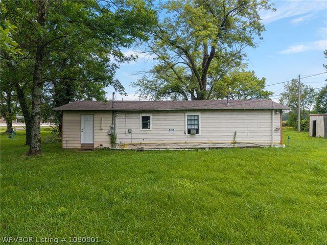 329 Catcher Road, Van Buren, AR 72956