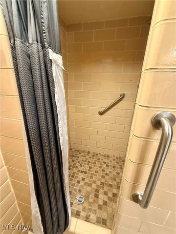 10 S Ohio Street, Dellroy, OH 44620