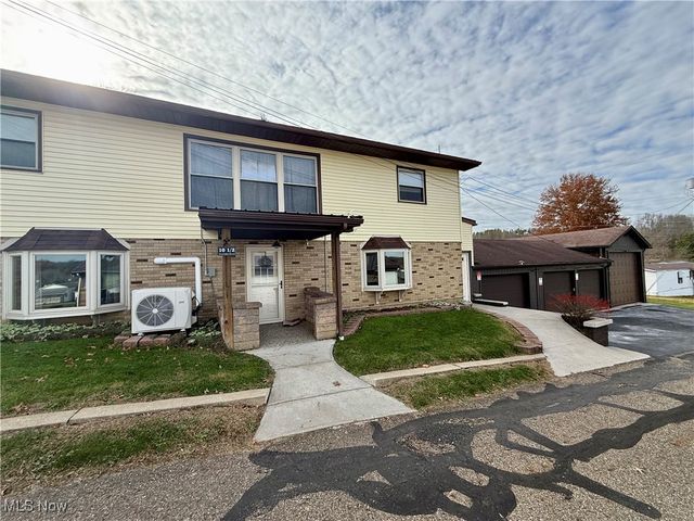 10 S Ohio Street, Dellroy, OH 44620