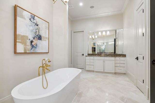 1037 Vaughn Crest Dr, Franklin, TN 37069