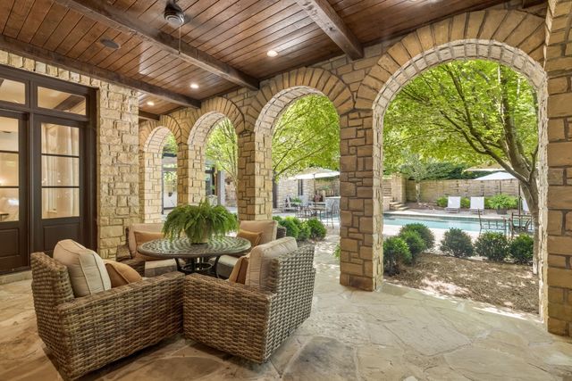1037 Vaughn Crest Dr, Franklin, TN 37069