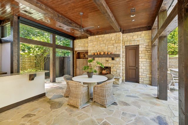 1037 Vaughn Crest Dr, Franklin, TN 37069