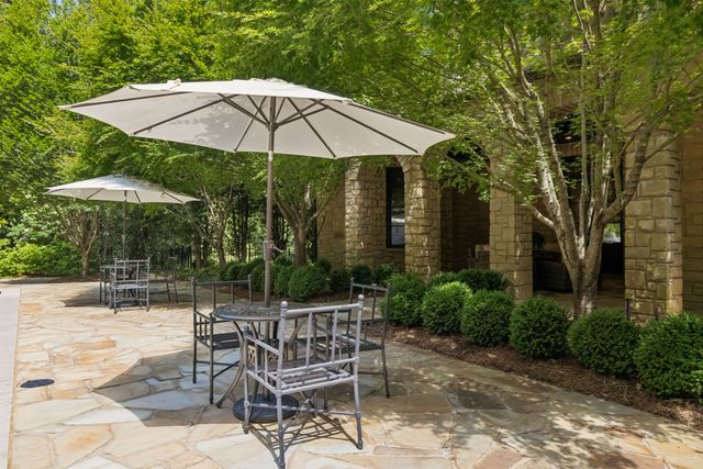 1037 Vaughn Crest Dr, Franklin, TN 37069