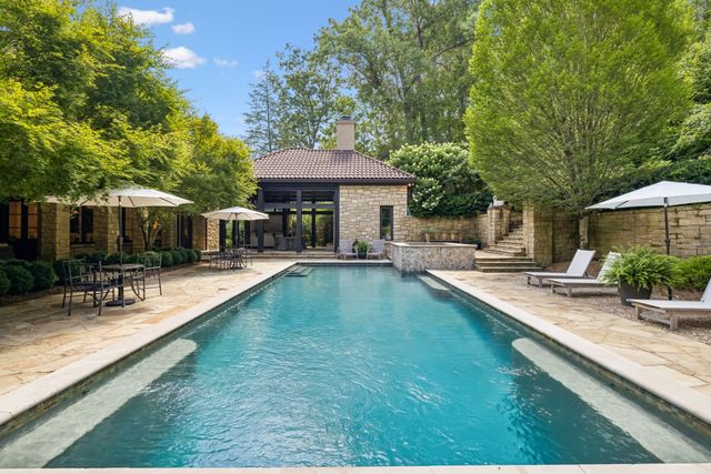 1037 Vaughn Crest Dr, Franklin, TN 37069