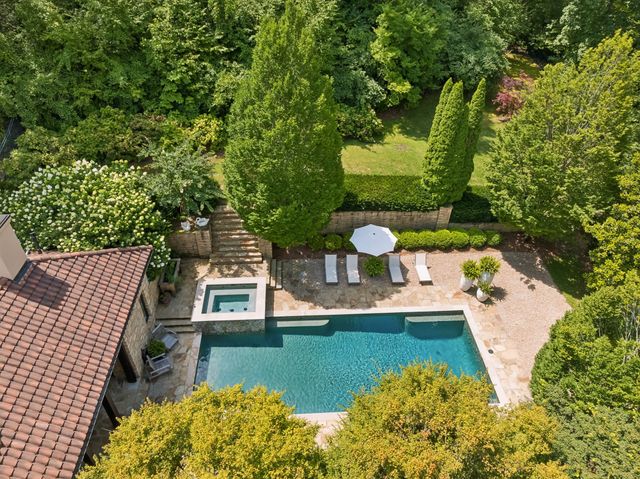 1037 Vaughn Crest Dr, Franklin, TN 37069